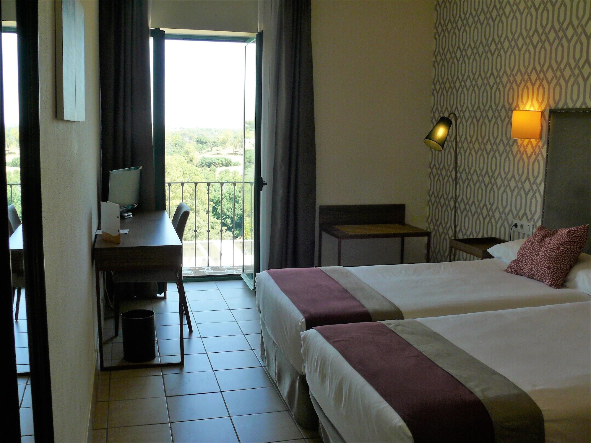 Hotel Oromana الكالا ذي غواذَيْرا المظهر الخارجي الصورة